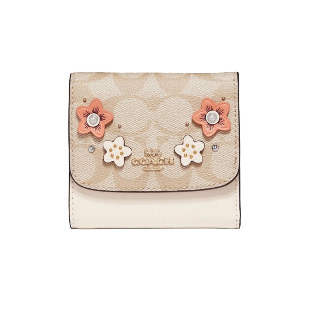 COACH NWT Small Wallet In Signature Canvas Floral
